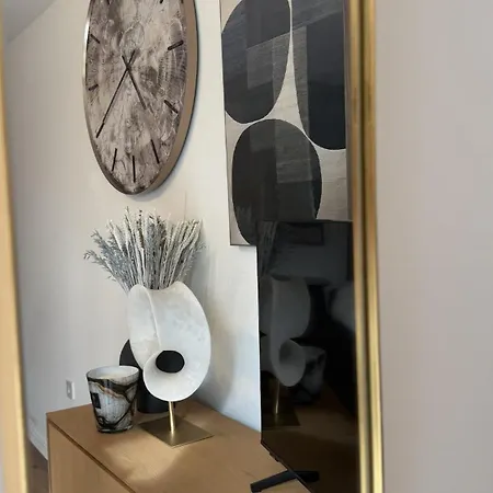 Apartment 2-bedroom Business Travel